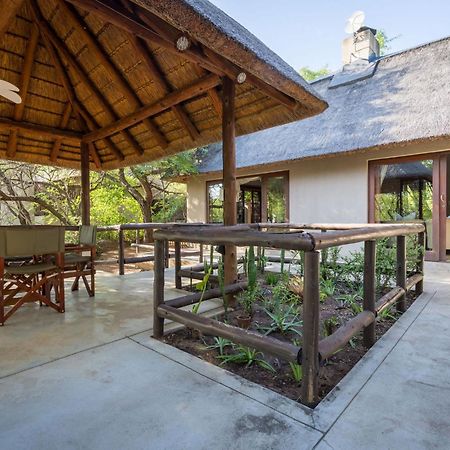 Raptors Lodge Hoedspruit Esterno foto