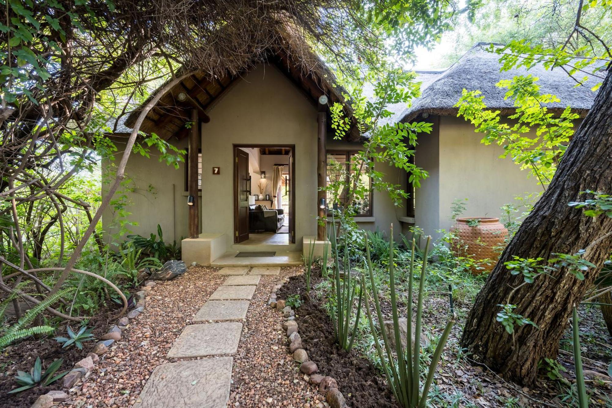 Raptors Lodge Hoedspruit Esterno foto