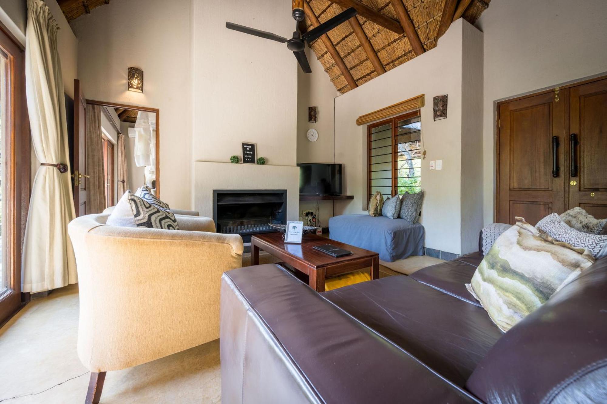 Raptors Lodge Hoedspruit Esterno foto